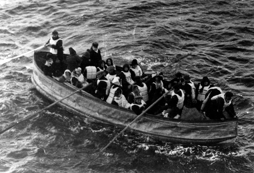 1280px-Titanic_lifeboat.jpg