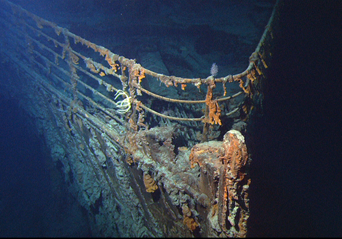 Titanic_wreck_bow.jpg